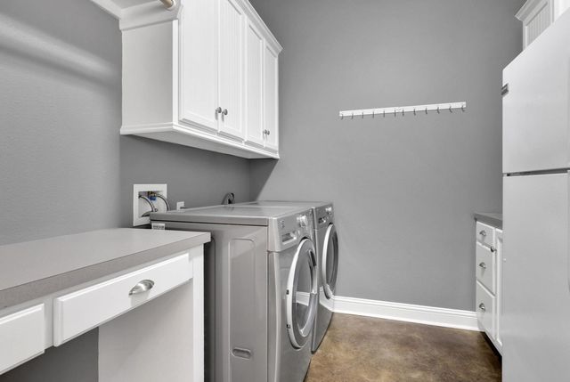 334 Sunset Drive, Livingston, TX 77351