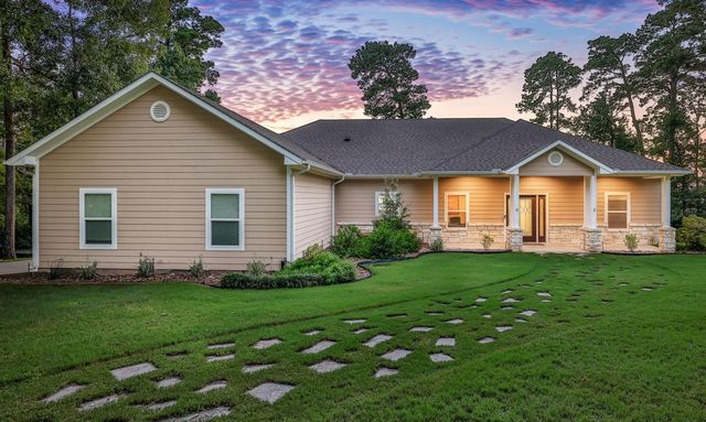 334 Sunset Drive, Livingston, TX 77351