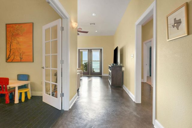 334 Sunset Drive, Livingston, TX 77351