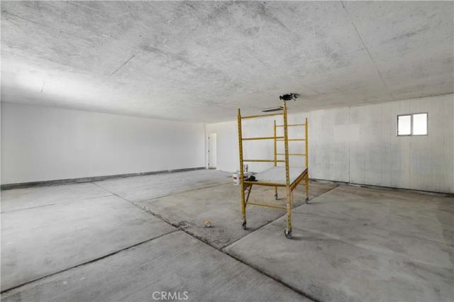 38617 95th Street East, Palmdale, CA 93591