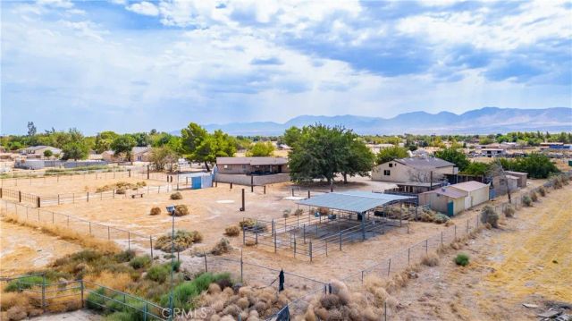 38617 95th Street East, Palmdale, CA 93591