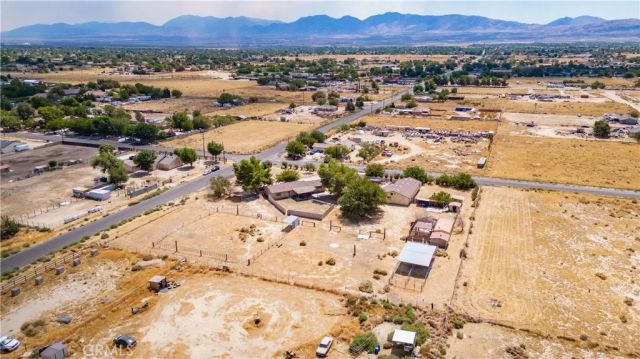 38617 95th Street East, Palmdale, CA 93591