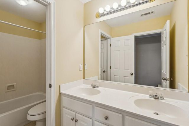 2003 Haydenbrook Drive NW, Acworth, GA 30101
