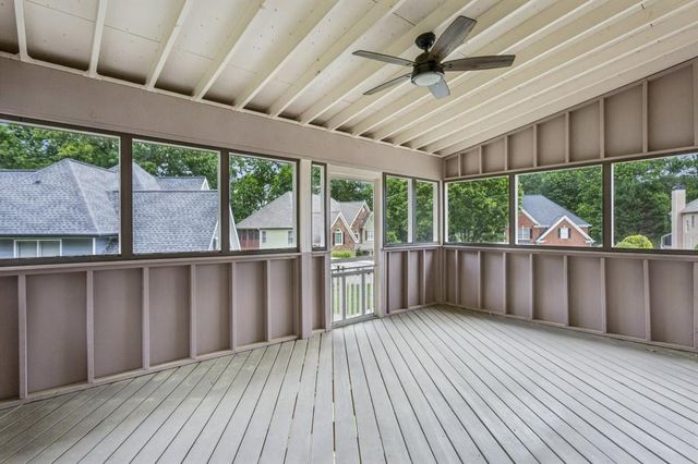 2003 Haydenbrook Drive NW, Acworth, GA 30101