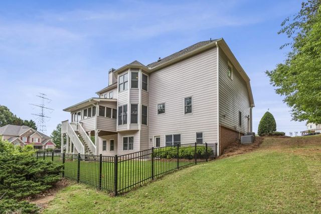 2003 Haydenbrook Drive NW, Acworth, GA 30101