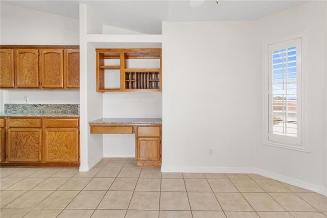 5569 N Copper Canyon Way, Kingman, AZ 86409