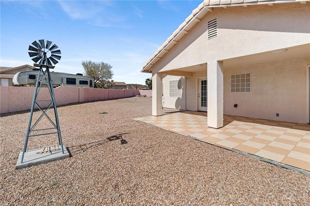 5569 N Copper Canyon Way, Kingman, AZ 86409