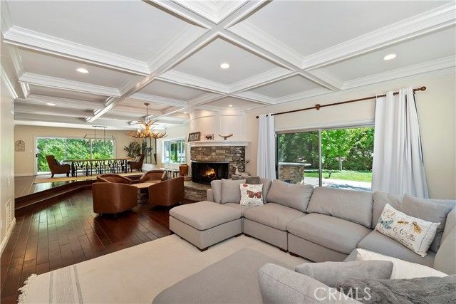 28411 North Shore Road, Lake Arrowhead, CA 92352