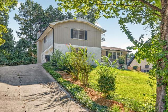 3717 Leisure Court, Buford, GA 30519