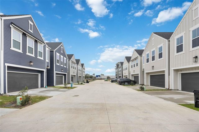 303 Charlock Street, Houston, TX 77022