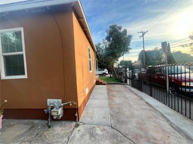 2102 E Lucien, Compton, CA 90222