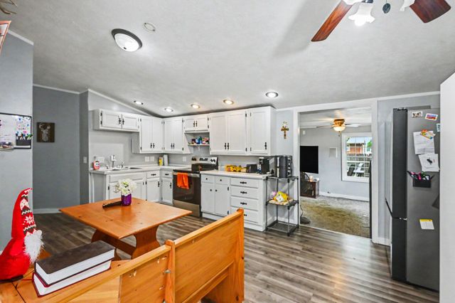 145 W Lafayette Street, Constantine Twp, MI 49042