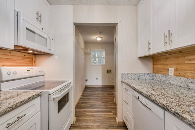 220 Crump Circle, Red Oak, TX 75154