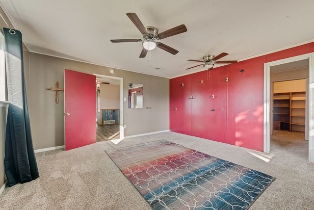 220 Crump Circle, Red Oak, TX 75154