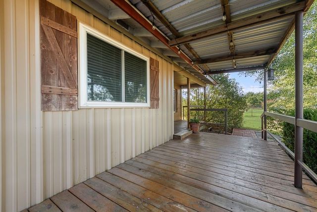 220 Crump Circle, Red Oak, TX 75154