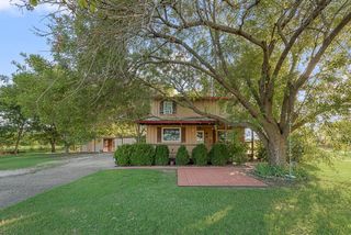 220 Crump Circle, Red Oak, TX 75154
