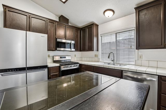 3629 Laurel Grove Ct, Antelope, CA 95843
