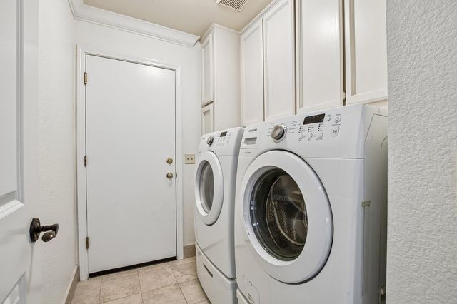 3629 Laurel Grove Ct, Antelope, CA 95843