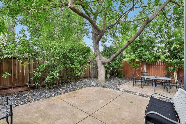 3629 Laurel Grove Ct, Antelope, CA 95843