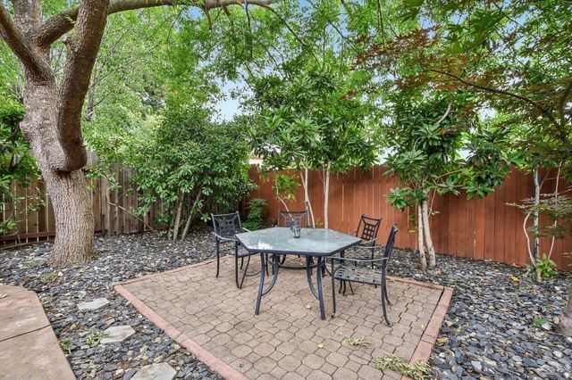 3629 Laurel Grove Ct, Antelope, CA 95843