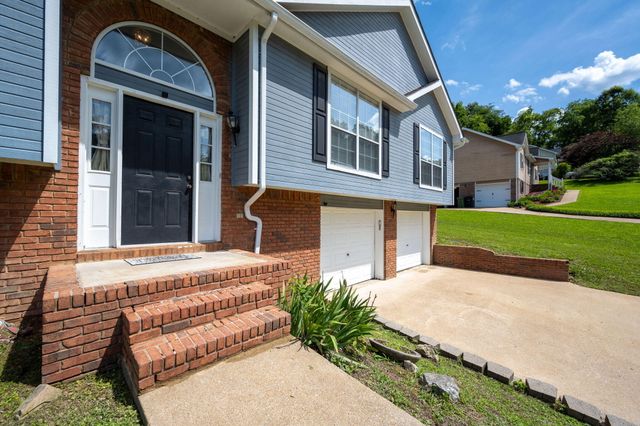 6220 Hunter Valley Road, Ooltewah, TN 37363