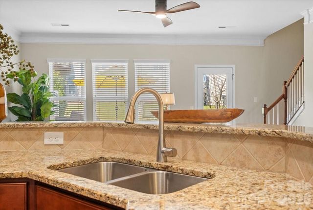 6437 Silver Star Lane, Charlotte, NC 28210