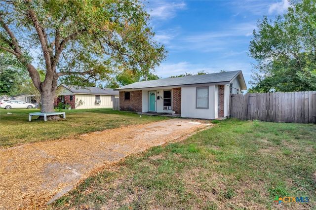 3401 Woodlawn Street, Victoria, TX 77901