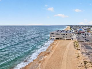16 Northend Blvd 2, Salisbury, MA 01952