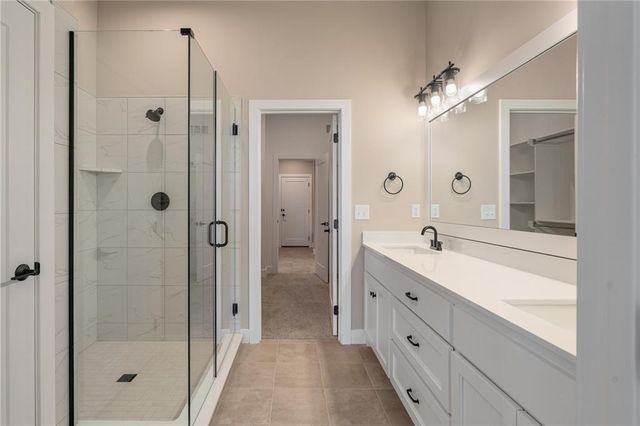 8213 Aurora Street, Lenexa, KS 66220