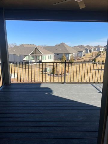 8213 Aurora Street, Lenexa, KS 66220