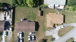 1675 E Breezy Lane, West Palm Beach, FL 33417