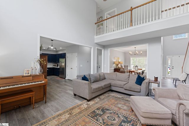 5 Hollander Drive, Taylors, SC 29687