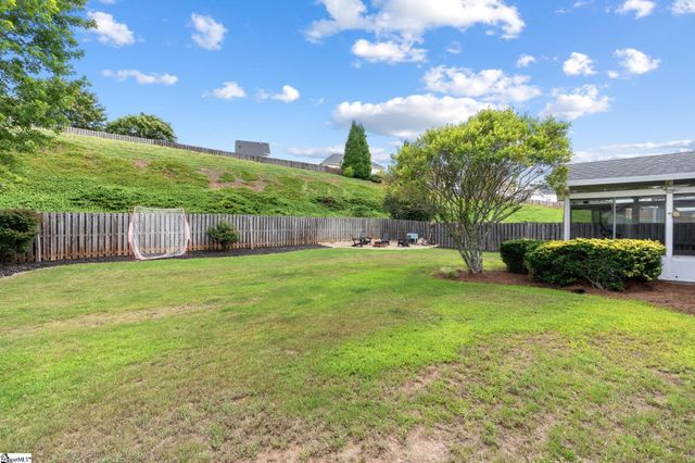 5 Hollander Drive, Taylors, SC 29687