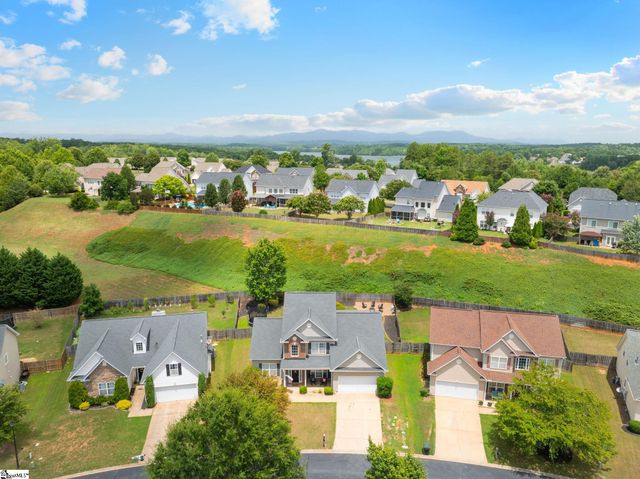 5 Hollander Drive, Taylors, SC 29687