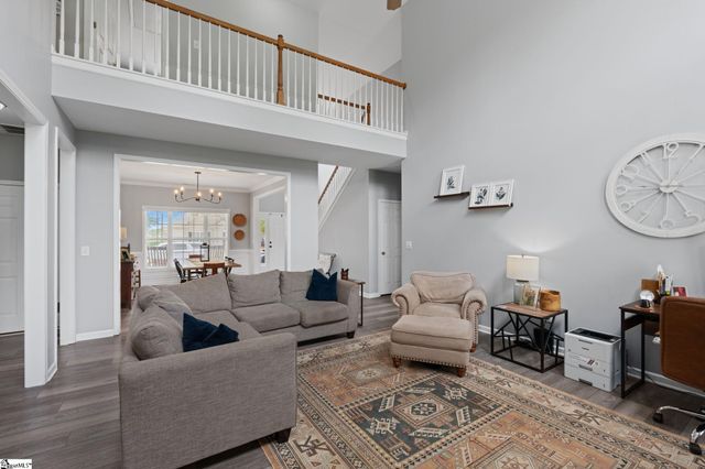 5 Hollander Drive, Taylors, SC 29687