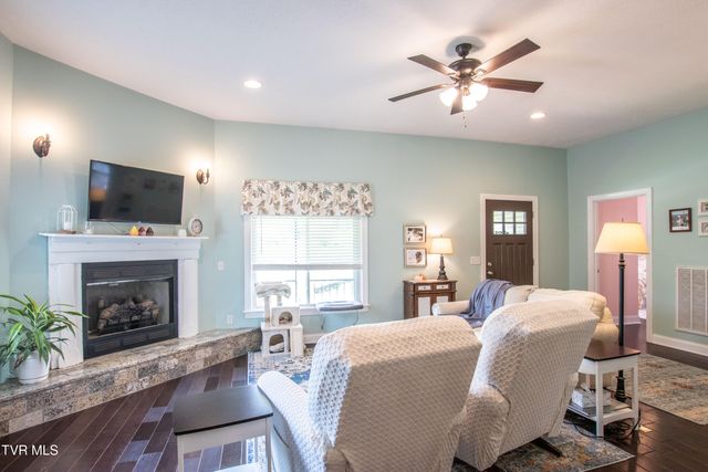 435 Sulpher Spring Road, Chilhowie, VA 24319