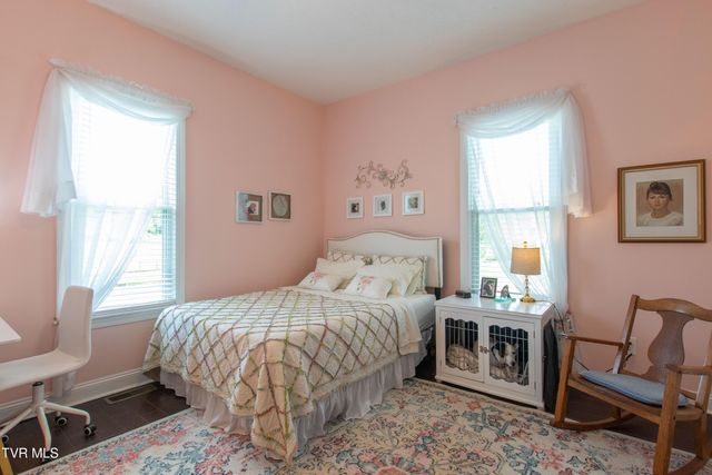 435 Sulpher Spring Road, Chilhowie, VA 24319