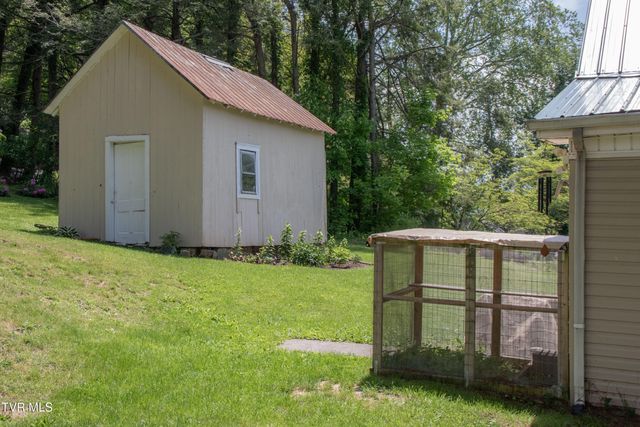 435 Sulpher Spring Road, Chilhowie, VA 24319