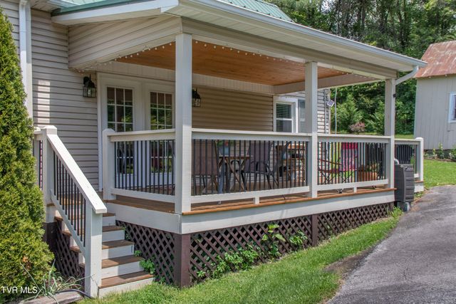 435 Sulpher Spring Road, Chilhowie, VA 24319