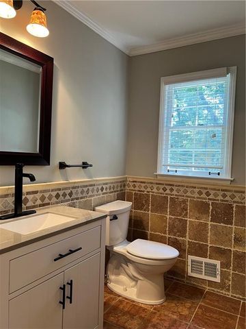370 Woodstone Drive, Marietta, GA 30068