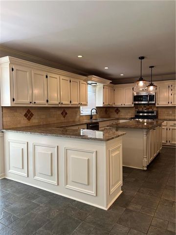 370 Woodstone Drive, Marietta, GA 30068