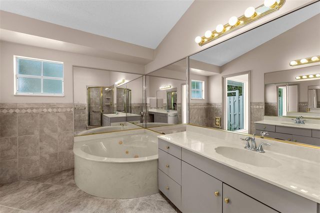 6724 APPROACH ROAD 3, Sarasota, FL 34238