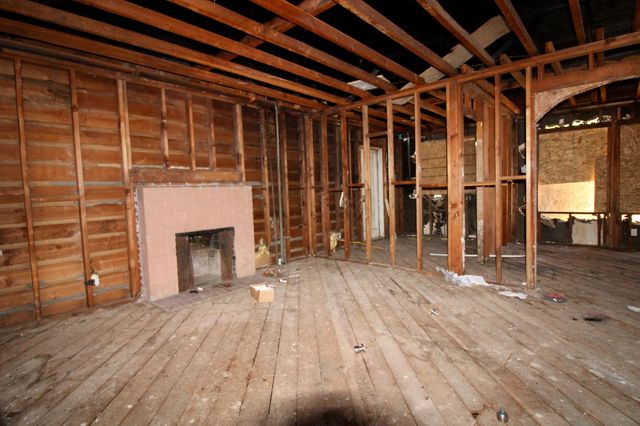 2226 E Normal Avenue, Fresno, CA 93703