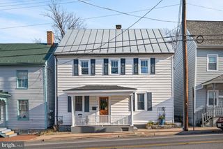 414 S CAMERON ST, Winchester, VA 22601