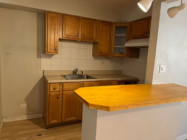 4602 RIVER Road B3, Schiller Park, IL 60176