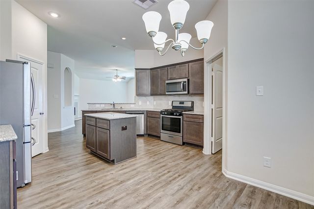 99 Jessica Drive, Dayton, TX 77535