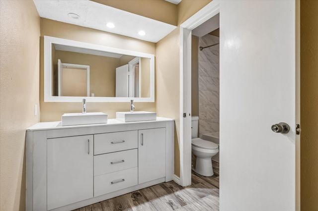 16607 Sunlight Way, Houston, TX 77058