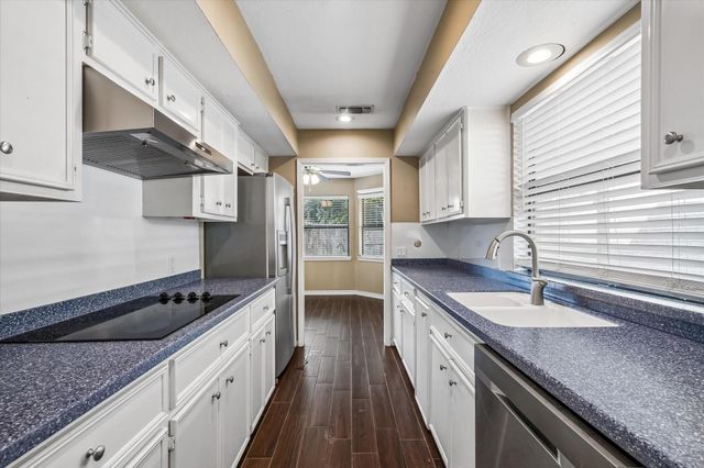 16607 Sunlight Way, Houston, TX 77058