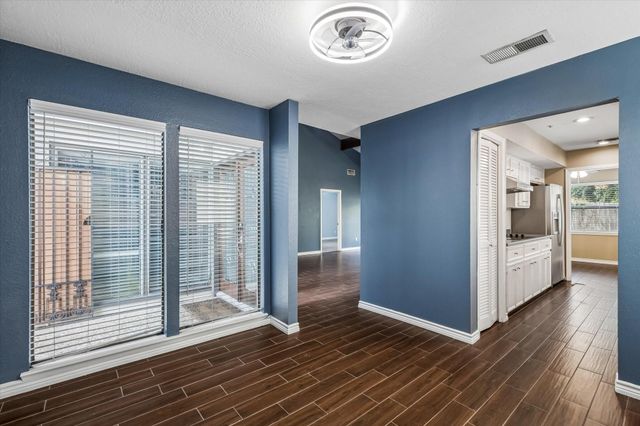 16607 Sunlight Way, Houston, TX 77058