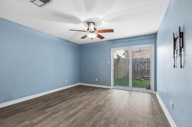 16607 Sunlight Way, Houston, TX 77058